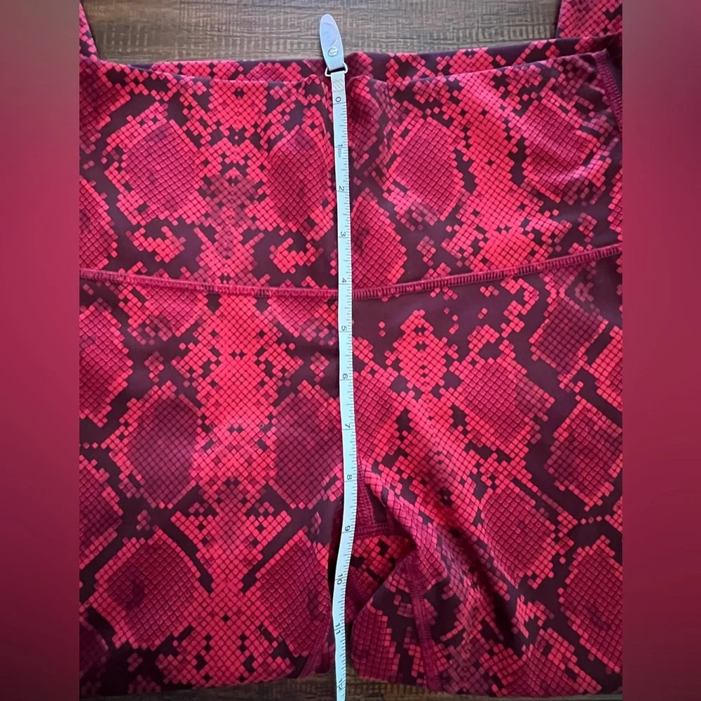 LULULEMON | Wunder Under Crop Legging - Picture 7 of 8